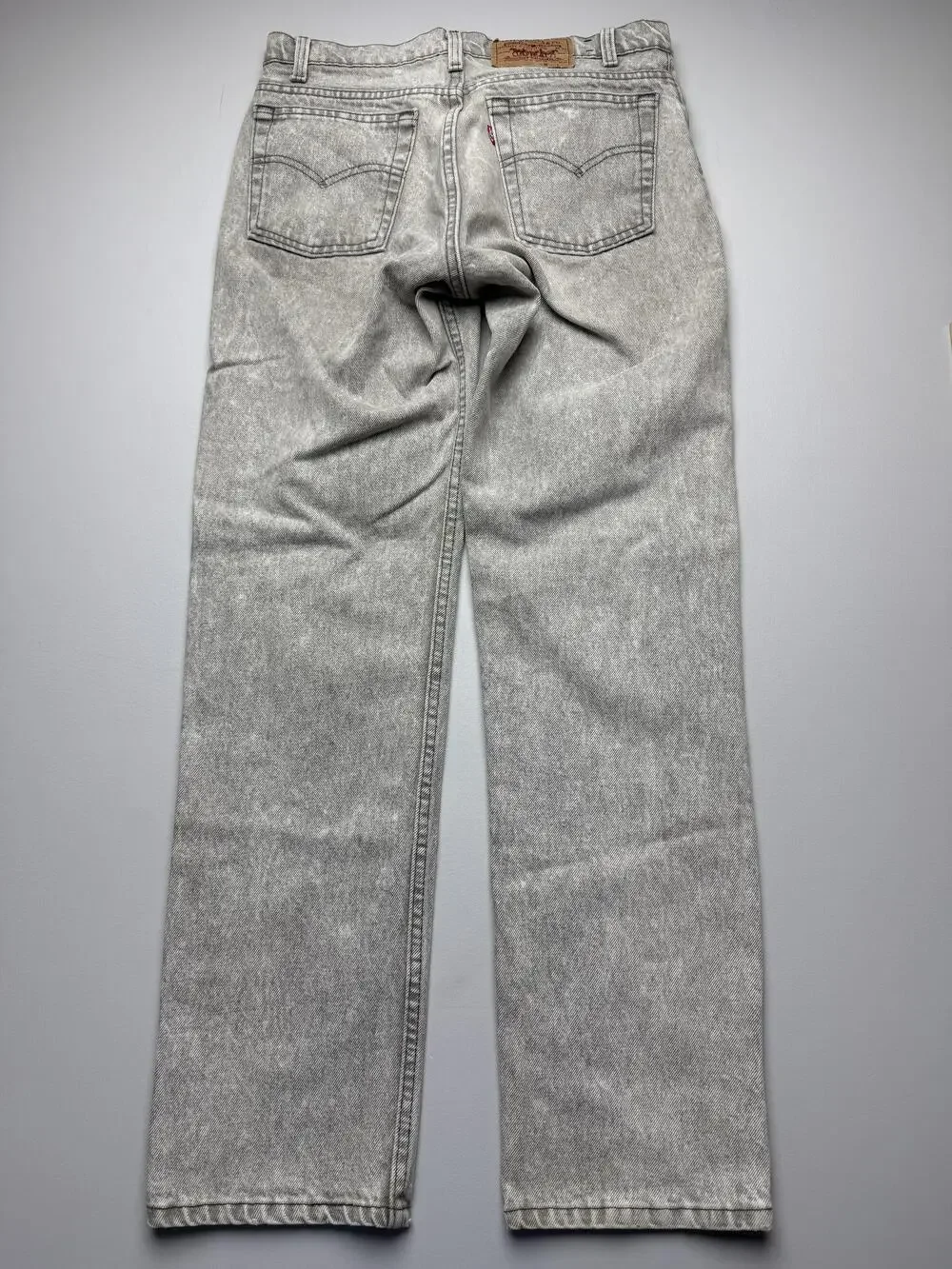 Vintage Levis Jeans Mens 32x32 Gray Acid Wash Denim Straight Distressed USA VTG